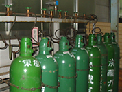 液化炭酸ガス供給（30kg容器）